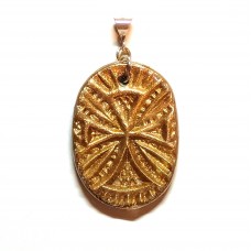 CLAY203 Celtic Cross Oval Pendant in Gold Tone
